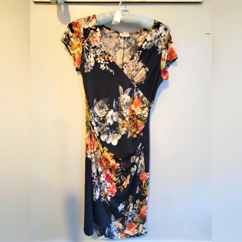Moci faux wrap bodcon mini dress. Black floral size S